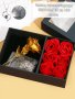 Подаръчен комплект колие с послание , златна роза и 6 вечни рози