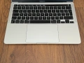13.3' Apple MacBook Pro M1 2020 Silver 16GB RAM/256 GB SSD - Батерия 14ч., снимка 9