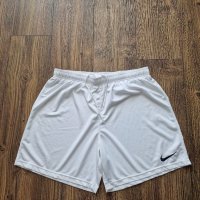 Страхотни мъжки къси шорти NIKE  размер  XL, снимка 1 - Къси панталони - 41303519