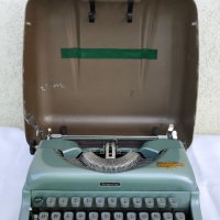 Стара пишеща машина Imperial Good Companion 4 - Made in England - 1957 г., снимка 1 - Антикварни и старинни предмети - 35882114