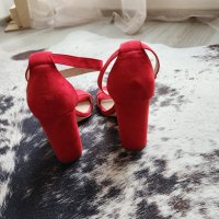 Червени сандали велур , снимка 8 - Сандали - 41116073