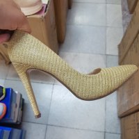 Обувки, снимка 1 - Дамски обувки на ток - 42269124