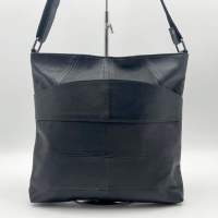 Модерна дамска чанта от естествена к. в класически прав дизайн 36/35см, снимка 1 - Чанти - 44750804