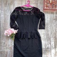 Страхотна нова черна еластична рокля с пеплум на талията , снимка 2 - Рокли - 37246305