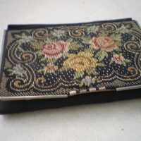 19ти век портмоне несесер ръчна  многоцветна бродерия, снимка 5 - Антикварни и старинни предмети - 41830400