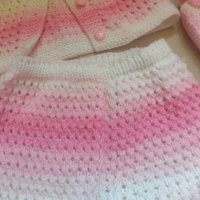 Плетен бебешки костюм в розово и бяло , снимка 7 - Комплекти за бебе - 41456027