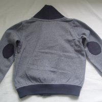 Яке / Жилетка ватирана, снимка 4 - Детски пуловери и жилетки - 41138631