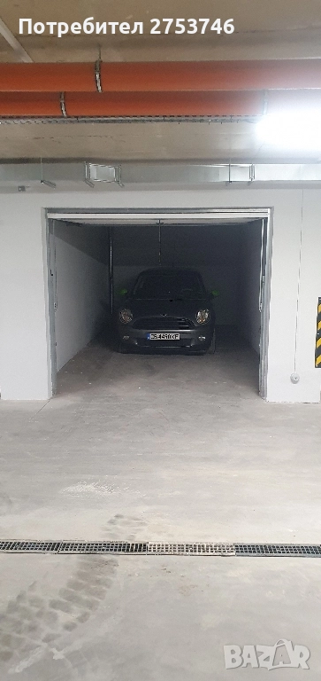 Дава се под наем гараж, намиращ се на Бул.Монтевидео25 кв.Овча Купел с площ от 26кв.м., снимка 1