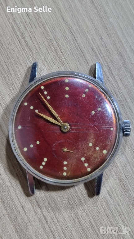 Винтидж механичен часовник Cornavin , произведен СССР., снимка 1