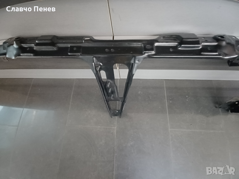 Основа за фар и други предна дясна и лява Audi 80 B3 и В4, снимка 1