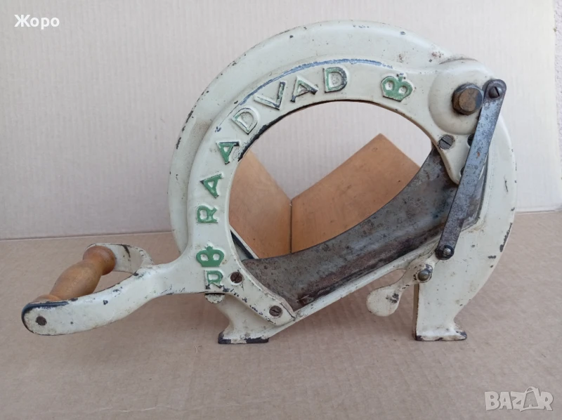 Винтидж нож,гилотина RAADVAD за хляб , снимка 1