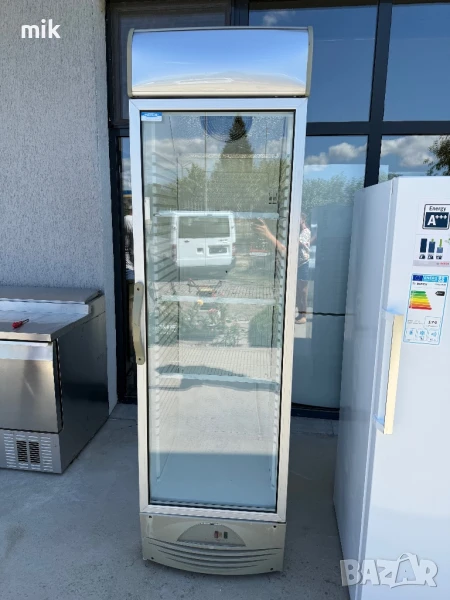 Плюсова хладилна витрина 210 см , снимка 1