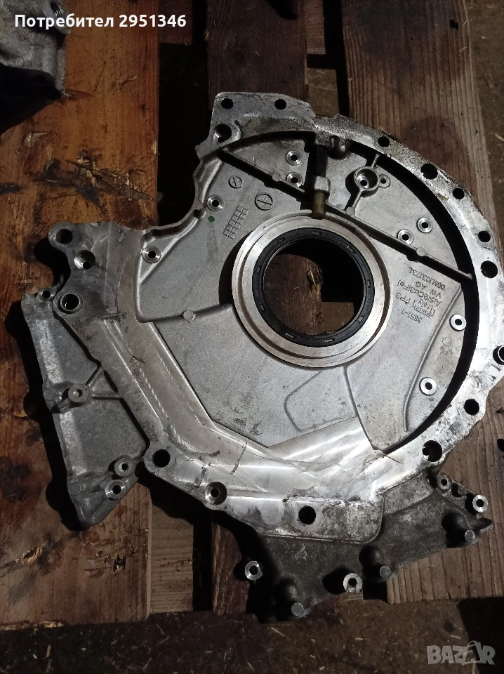 капак двигател Audi S4 S5 S6 SQ5 06M103173L  3.0TFSI, снимка 1