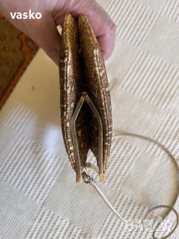 Дамска чанта-змийска кожа, снимка 11 - Чанти - 49368626