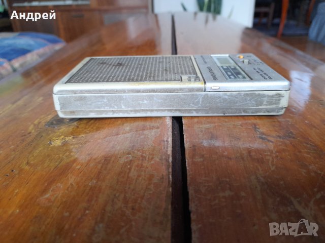 Старо радио,радиоприемник Grundig, снимка 4 - Други ценни предмети - 34156537