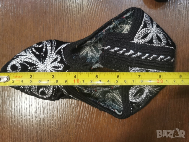 народна носия-калци, снимка 3 - Антикварни и старинни предмети - 52565814