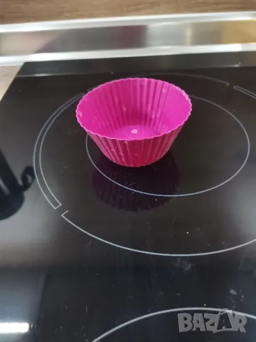 Комплект от 16 бр. силиконови формички за печене на  мъфини