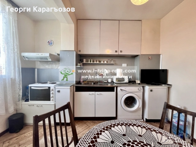 №3988 Двустаен апартамент за продажба в тухлен блок, квартал Република - близо до АГО., снимка 13 - Апартаменти - 53347663