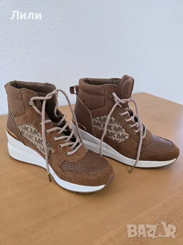 Нови боти Michael Kors размер 39