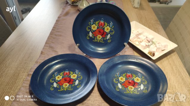 Декоративни Порцеланови чинии