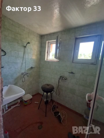 САНИРАНА  КЪЩА с ДВОР и МАГАЗИН  в ЦЕНТЪРА НА гр. КОСТЕНЕЦ, снимка 17 - Къщи - 50561519