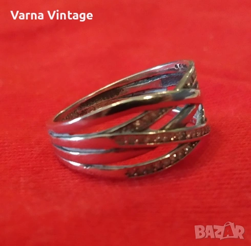 Дамски сребърен пръстен с камъни. 925. 3,8 гр. , снимка 2 - Пръстени - 53212372