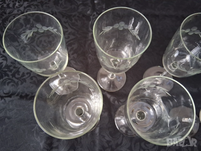 Тънкостенен сервиз, снимка 8 - Сервизи - 51886140