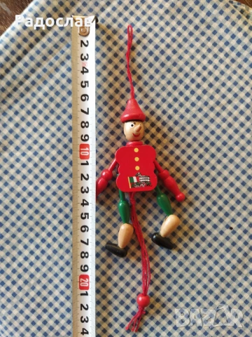 оригинален италиански сувенир марионетка Пинокио Рома, снимка 5 - Сувенири от дърво - 53078291