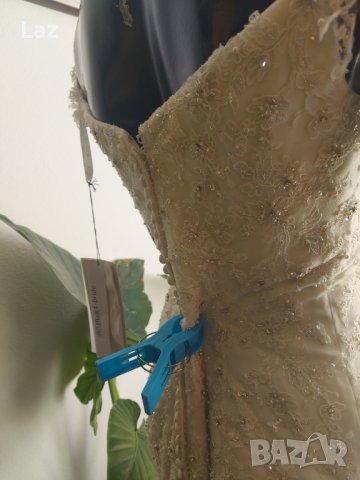 луксозна сватбена булчинска рокля, снимка 10 - Сватбени рокли - 37697596