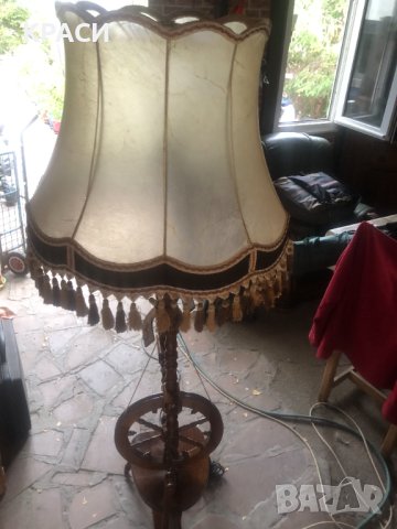 продавам старинна нощна лампа