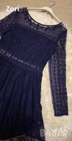ИЗКЛЮЧИТЕЛНО КРАСИВА тъмносиня дантелена рокля, снимка 5 - Рокли - 52581579