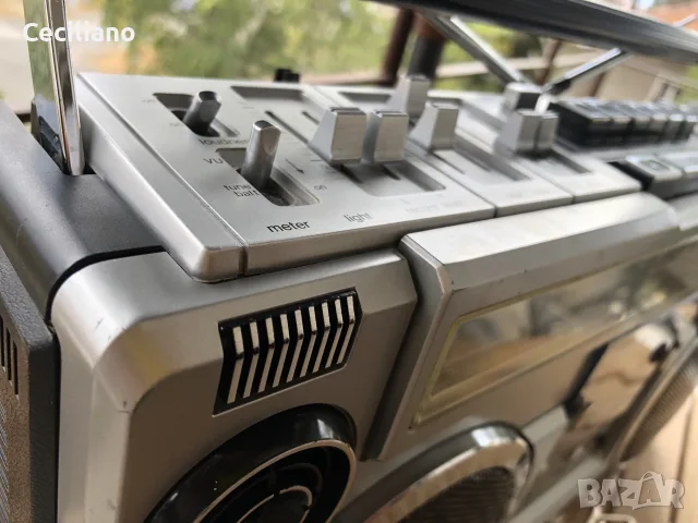 🔥SHARP GF 9191 E-Много свирещ радиокасетофон от серията! , снимка 18 - Радиокасетофони, транзистори - 56164362