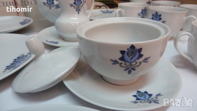 Баварски порцеланов сервиз за кафе, снимка 5 - Сервизи - 36101207