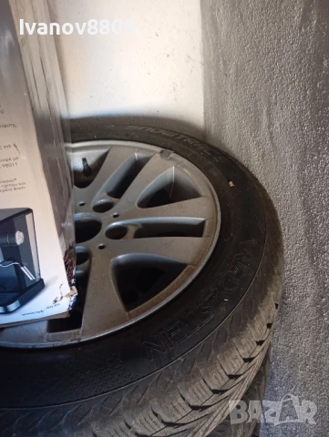 оригинални джанти БМВ е90 много добри всесезонни гуми 