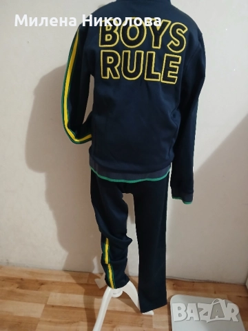 Спортен комплект 134/140 , снимка 3 - Детски анцузи и суичери - 51695364