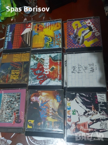 сд оригинални има два кошона, снимка 2 - Радиокасетофони, транзистори - 52950730