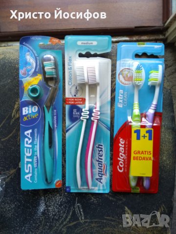 Продавам 5 броя четки за зъби 