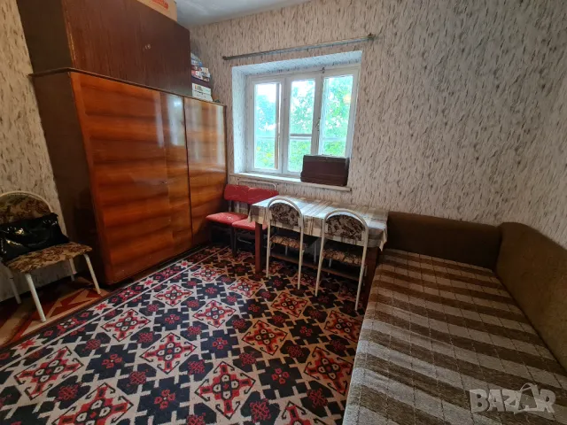 Продавам къща в кв. Бряг, снимка 13 - Къщи - 50384874