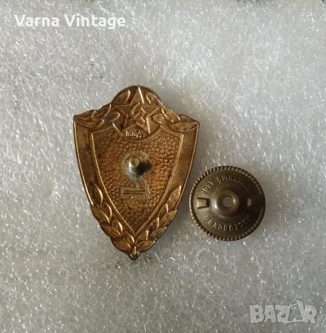 Знак за класа. 2 клас. Съветска армия. 60-те години. емайл. маркиран., снимка 2 - Колекции - 49824333