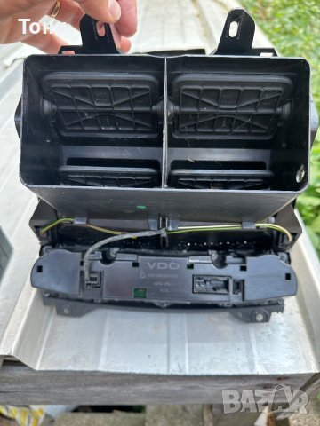 Управление климатроник Мерцедес W211 E220 CDI, снимка 2 - Части - 41965213