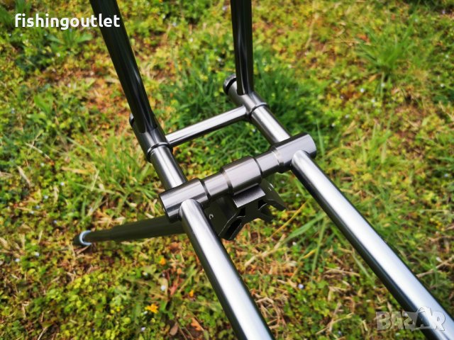  Масивна шаранджийска стойка за 5 въдици с три комплекта крака, снимка 9 - Такъми - 30895634