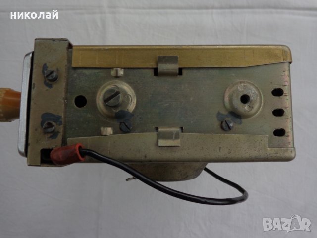 Ретро авто радио марка Stern - Radio модел BERLIN Typ A1000 -4.  6/12V ,  L/M Работещо 1963 година, снимка 8 - Аксесоари и консумативи - 39859626