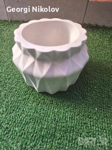 Гипсокерамични кашпи и отливки ръчна изработка, снимка 2 - Декорация за дома - 52139769