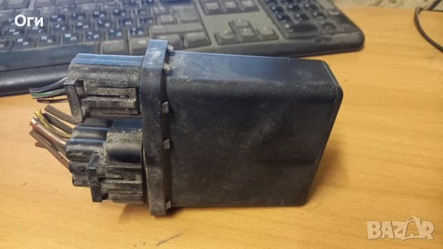 Реле за ROVER YWB 100970