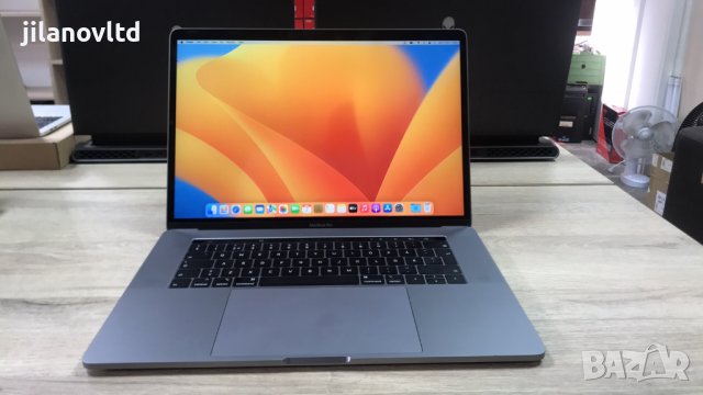 Лаптоп Apple Macbook PRO 15 2019 I7 32GB 1TB SSD с гаранция A1990