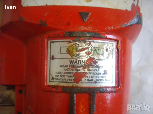 Италиански СТРОИТЕЛЕН ПНЕВМАТИЧЕН ТАКЕР  за пирони 51-91мм NIKEMA M90 Made in ITALY Промишлен Индуст, снимка 7 - Други инструменти - 47351814