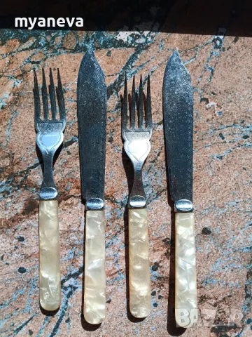 КОМПЛЕКТ ОТ 12 ВИНТИДЖ ХРОМИРАНИ НОЖОВЕ И ВИЛИЦИ ЗА РИБА С ДРЪЖКИ ОТ СЕДЕФ, снимка 3 - Други - 49680782
