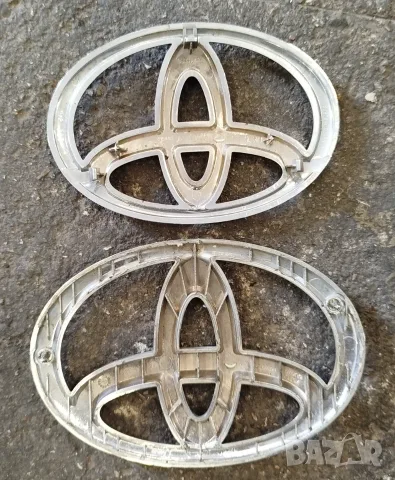 емблеми Toyota,2 броя, различни , снимка 6 - Аксесоари и консумативи - 49104526