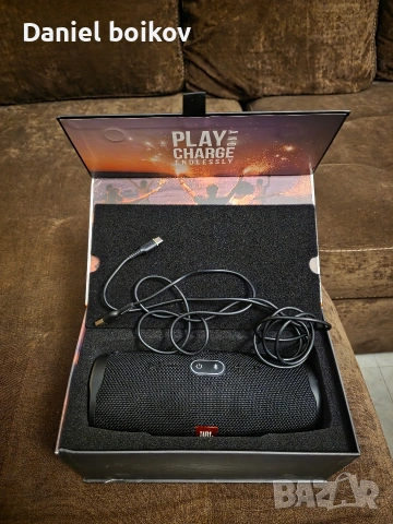 JBL Charge 4 Bluetooth Колонка Оригинална – Отлично Състояние, Без Забележки, С Кутия, снимка 3 - Bluetooth тонколони - 53434876