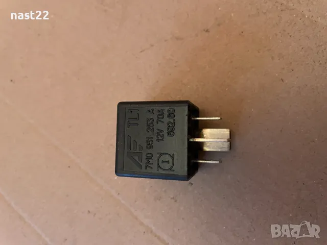 Реле 100 за VW Audi Seat Skoda 7M0 951 253 A
